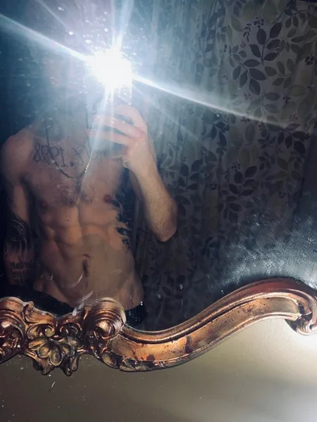 Nikolai✨