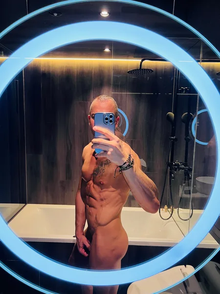 N I C K avatar