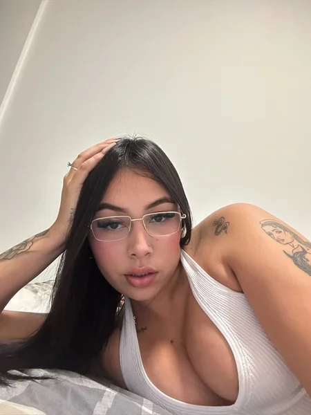 Nicole R.