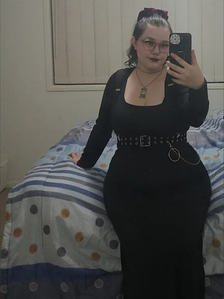 Nicolette Hope