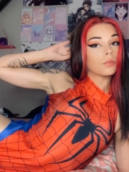 Nikkibabygirl98