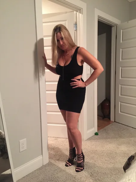 Nikki Dixxx