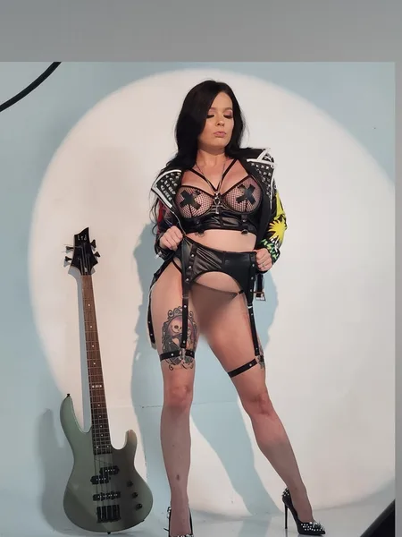 Nikki Goode