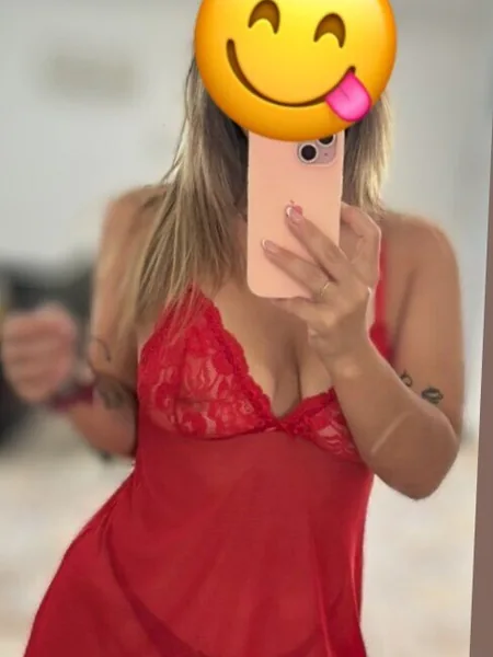 Nina Fox