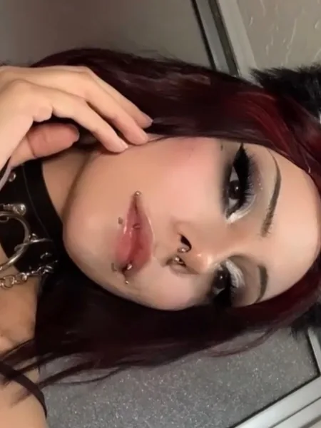 <3 avatar