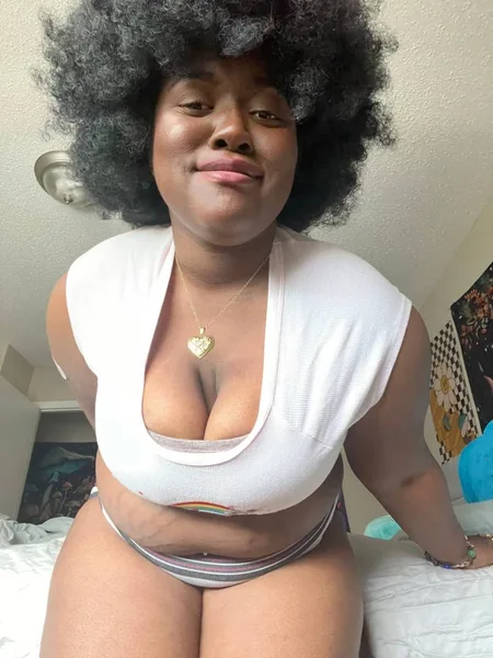 Ur Ebony Gf Niya ♡︎