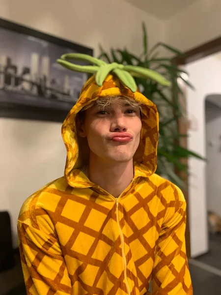Twinkboy_420
