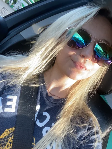 SillyBlonde(: