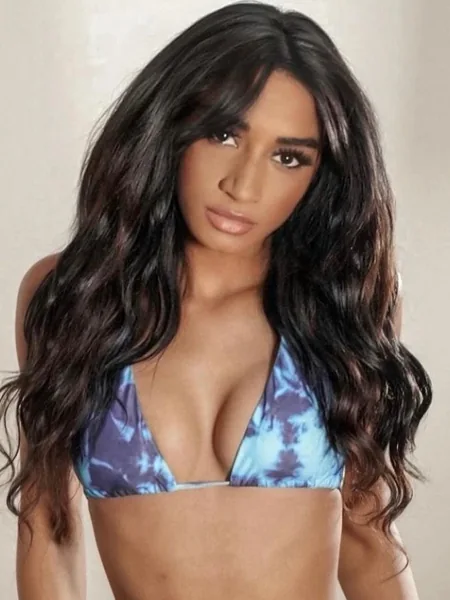 Kierra Khan