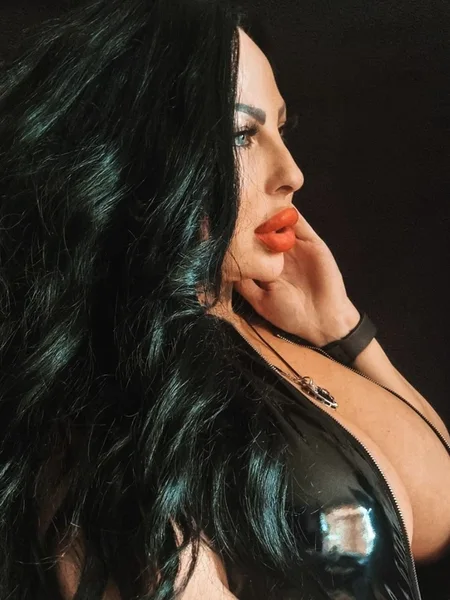 Tyra Deville