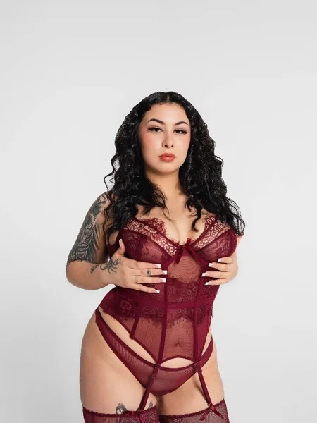 Natalia (Link in Bio!)