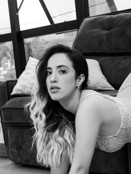 FABÍOLA HILLESHEIM