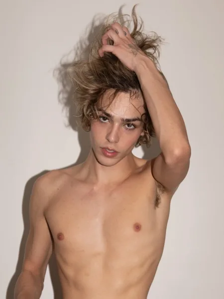 JOHNNY