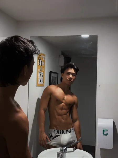 Ollie Yang