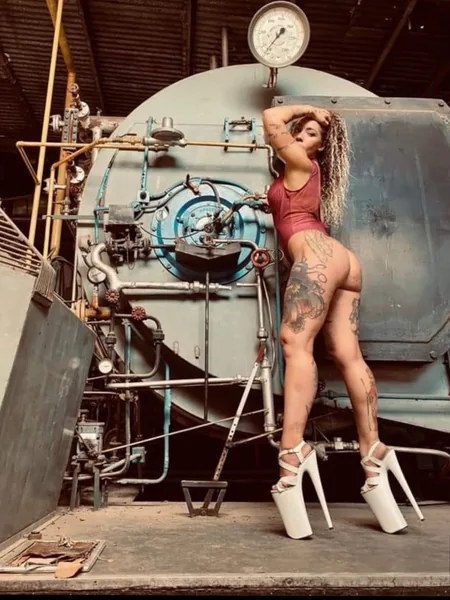 Omega Queen