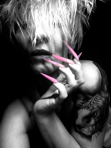 BLOND007