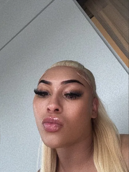Real Life PussyThroat