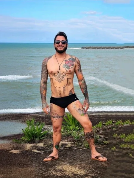 Léo Ferraz Tattoo