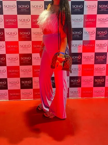 Pakistani Big Booty QUEEN