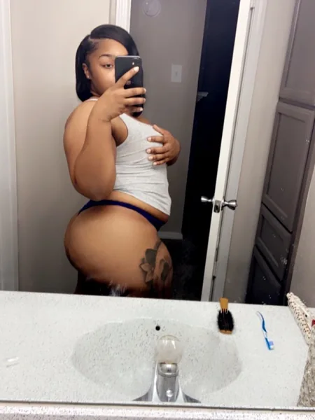 IM HER 💦