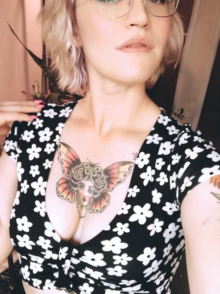 Peachy Rae (P.A.W.G)