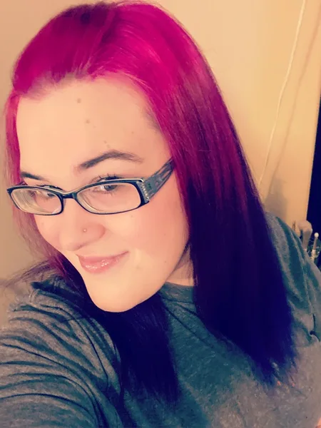 Pegging Queen Amber