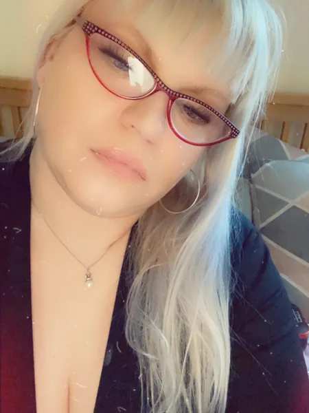 Penny Leathers avatar