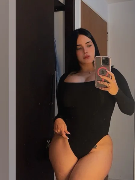 vero 💋🍑 IG: @ veronica_oficiall27