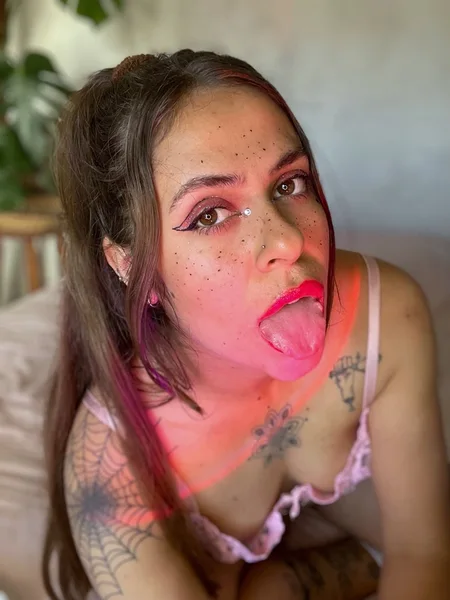 🎀 Lou 🎀 Queef grl 🐚💨 avatar