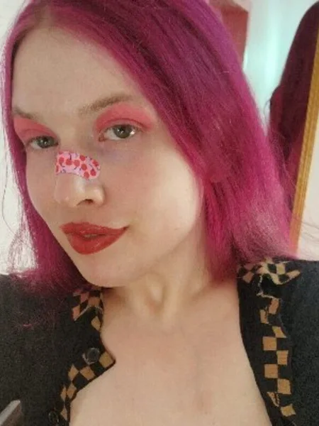 PinkyLikes2Play