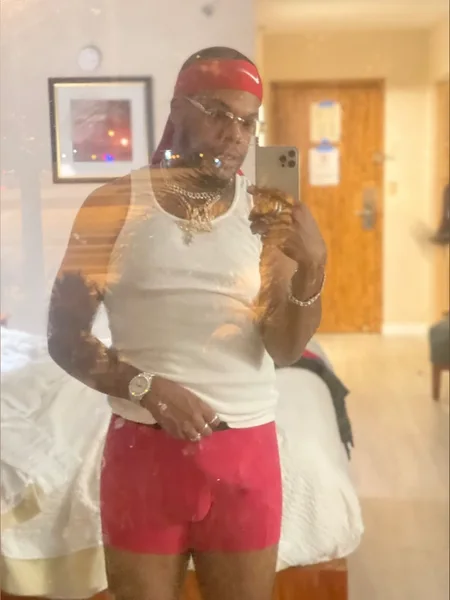 😈 Hoochie Daddie 🍆