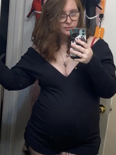Pretty and Pregnant