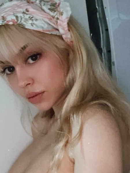 AB