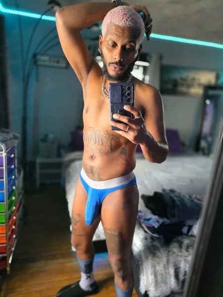 King UniQue👑