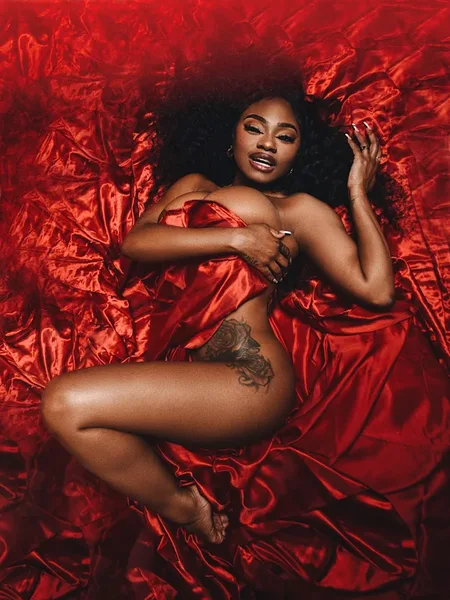 PRETTYYNGTHNG