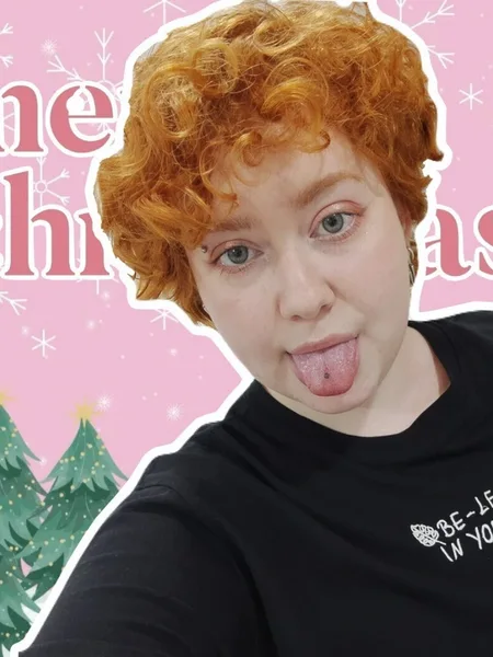 𝘊𝘩𝘢𝘳𝘭𝘰𝘵𝘵𝘦 🧁