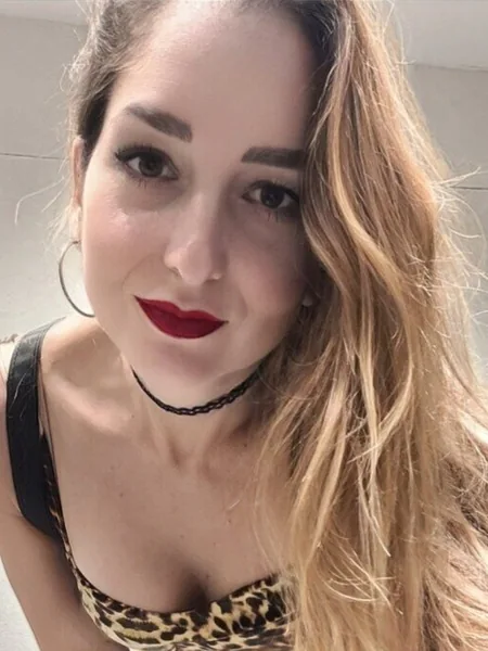 LuXXX 🍒🫦 | your sexy girlfriend 🤳