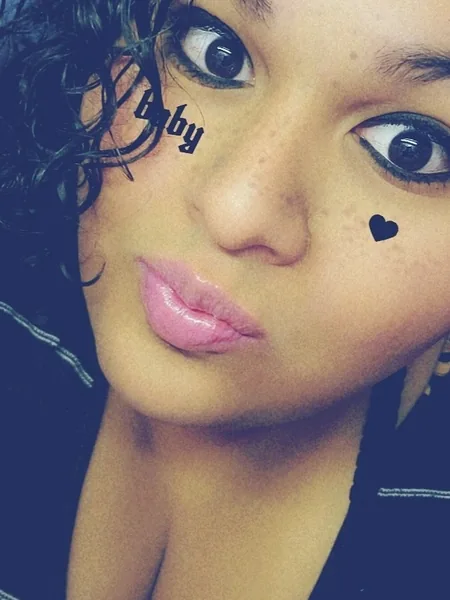 RevvyRose avatar