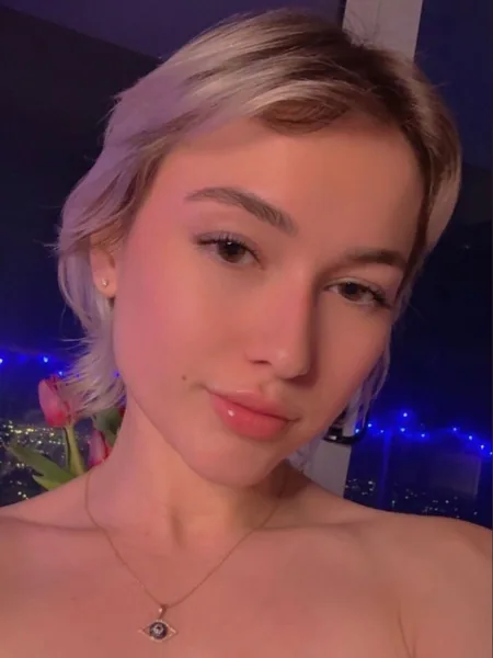 💋 Princess Polly avatar