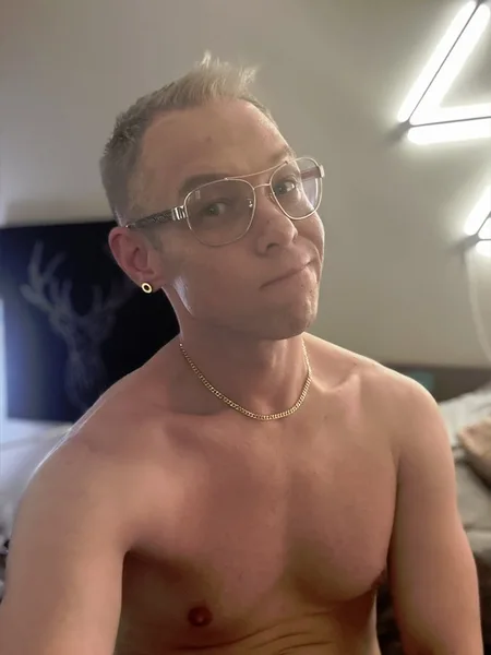 Landon D