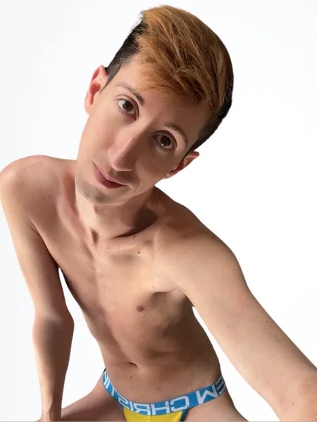 Red Haired Twink 🔥