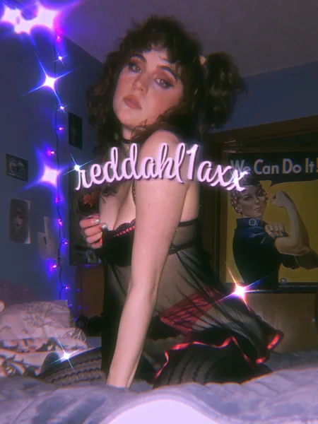 red dahlia avatar