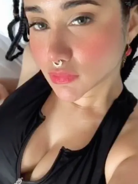 RedVelvetDoll