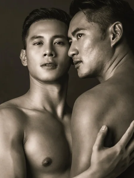 RhoneeAndKhoa