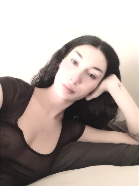 Queen Dela