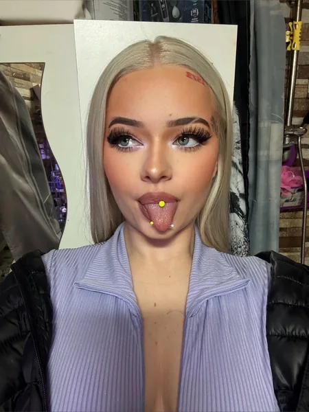 ✨💞Barbie Romanian💞✨