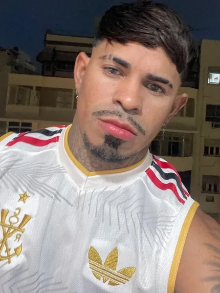 Ronny  %3.6🔝🤑
