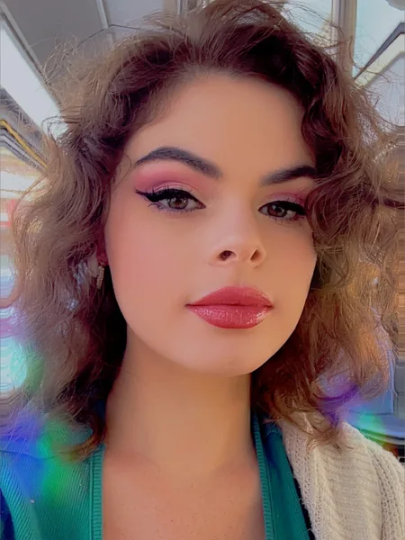 Roseanne Castillo