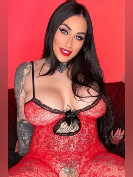 𝕶𝖎𝖑𝖑𝖊𝖗 𝕮𝖚𝖗𝖛𝖊𝖘😈🔪