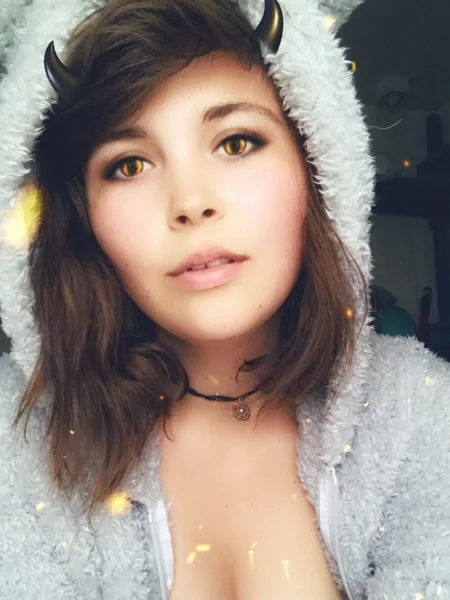 RosePetal avatar